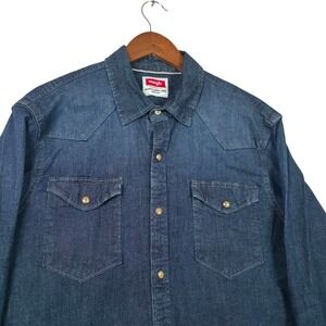Wrangler Greensboro NC Denim Pearl Snap Shirt L Blue Western Cowboy Est 1947 VTG